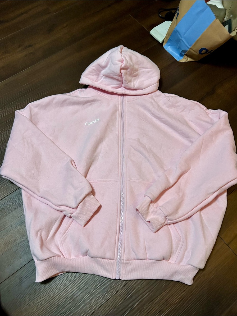 Comfrt NWT Powder Pink Cloud Zip Hoodie
